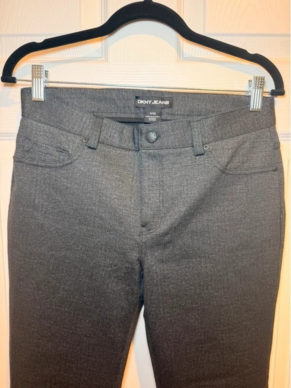 DKNY Jeans Gray Skinny Pants Women’s Size Small